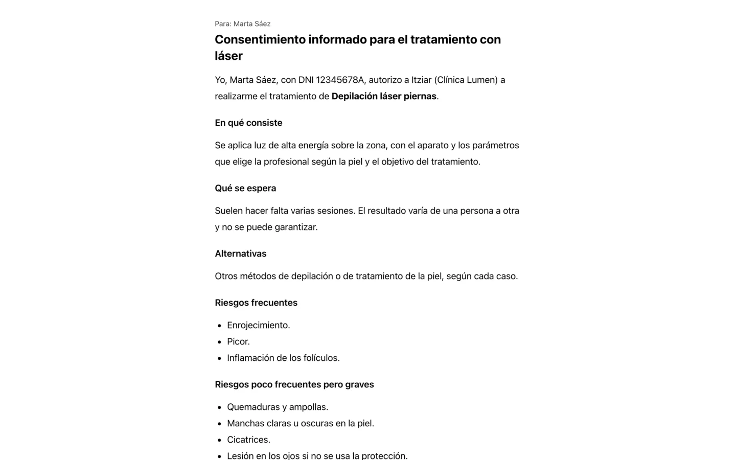 Pantalla de firma de un consentimiento en la tablet de una clínica de ejemplo